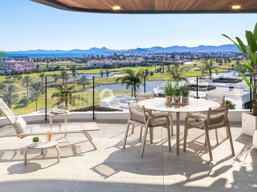 Penthouse mit Pool zum Verkauf in Las Lomas de Rame - Bahía Bella