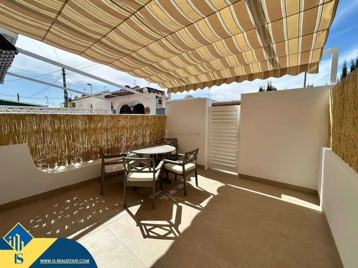 Terrassa de Casa o xalet en venda en Turís amb Terrassa, Moblat i Piscina comunitària