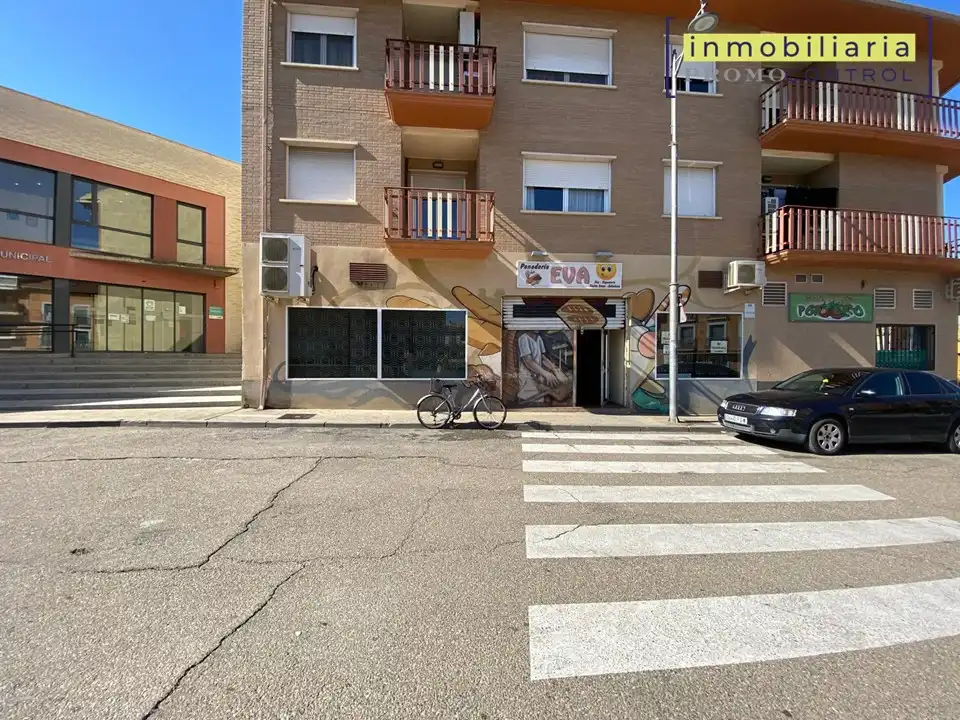 Local comercial de lloguer a Avenida Galo Ponte 54, imagen 12