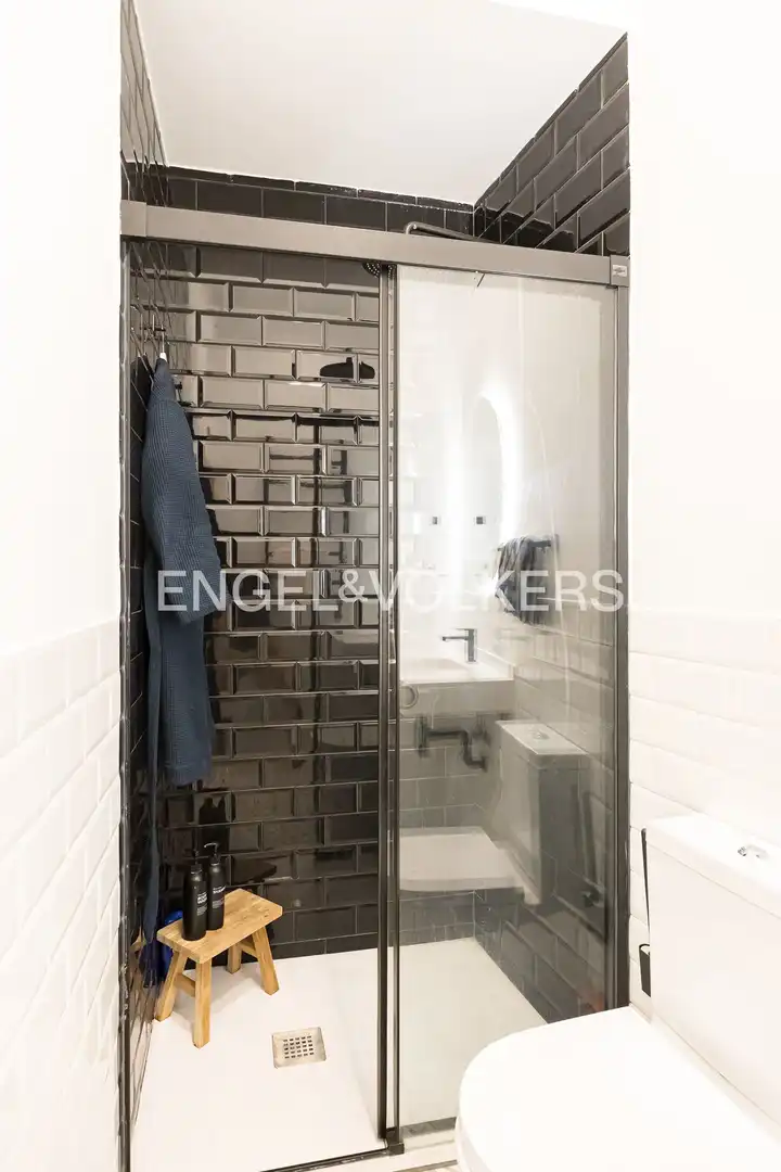 Baño de Piso de alquiler en Madrid con Aire acondicionado, Calefacción y Amueblado