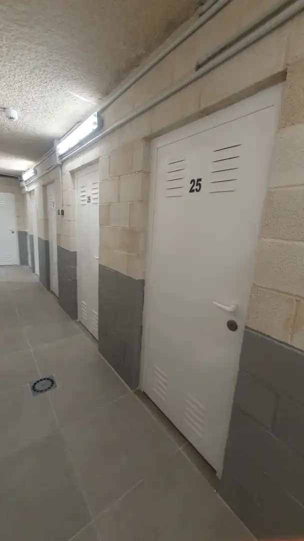 Trastero de alquiler en Avenida Torres Bellas, 2, Zona Centro Joven