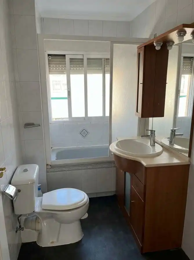 Bany de Apartament en venda en La Estación