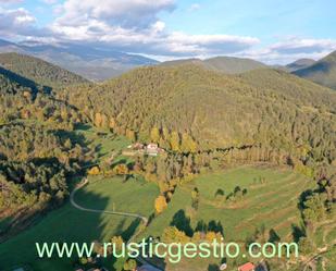 Vista exterior de Finca rústica en venda en Ripoll amb Jardí privat, Terrassa i Traster