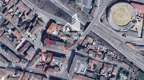 Foto 2 de Casa adosada en venta en La Constitución, Sahagún, León