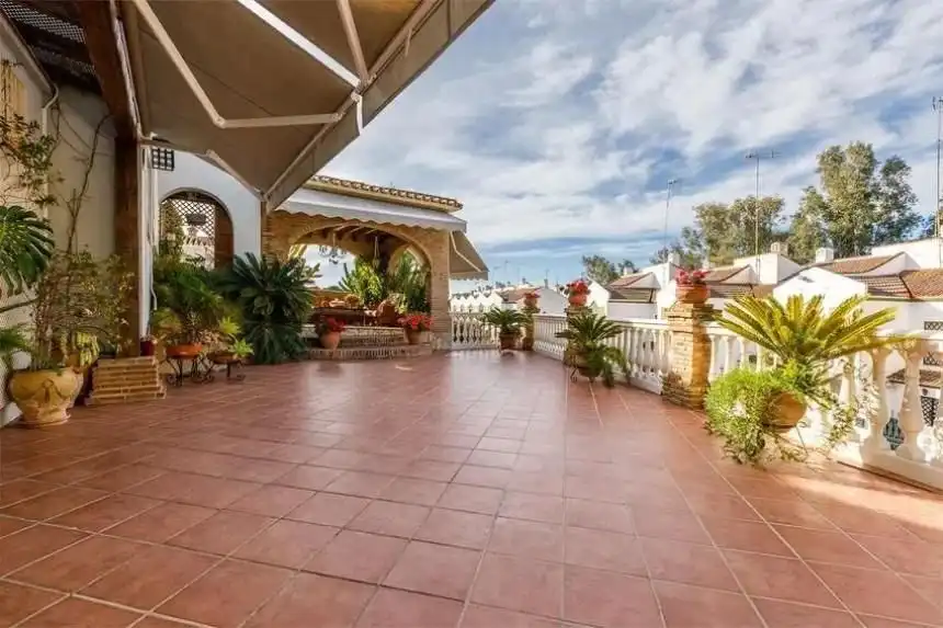 Terraza de Casa o chalet de alquiler en Vélez-Málaga con Aire acondicionado, Calefacción y Jardín privado