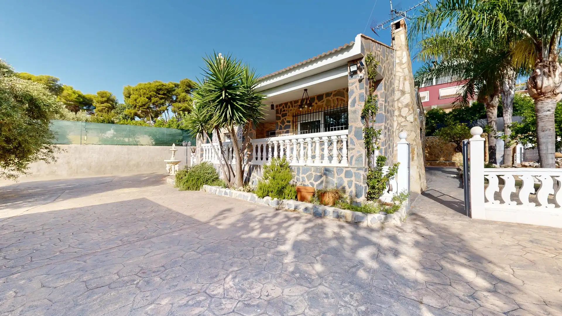 Vista exterior de Casa o chalet en venta en Torrent con Calefacción, Terraza y Trastero