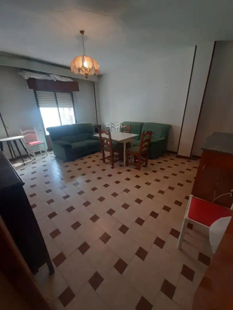 Sala de estar de Piso en venta en Úbeda con Amueblado y Balcón
