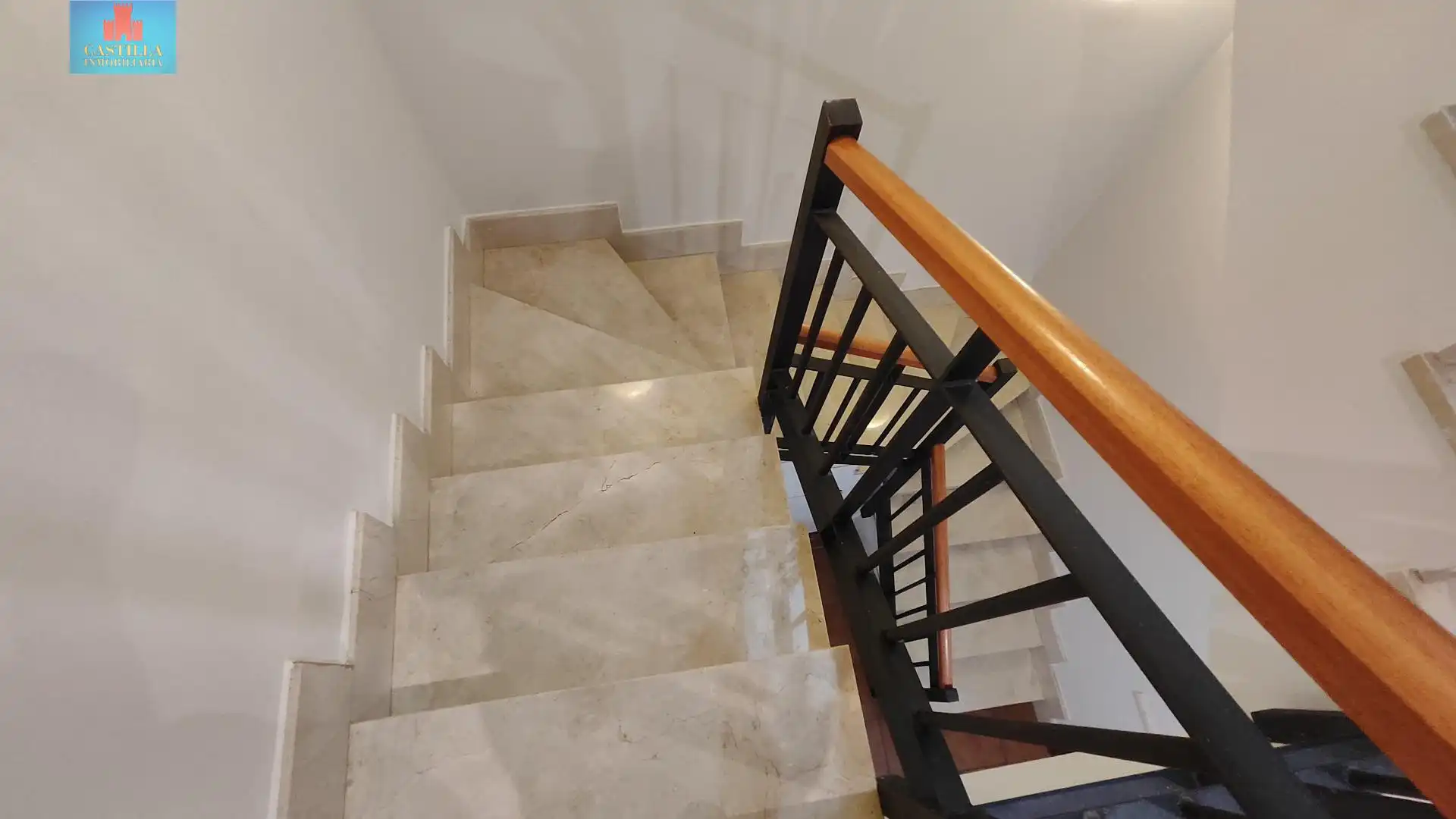 Detached homes for sale in Hervencias