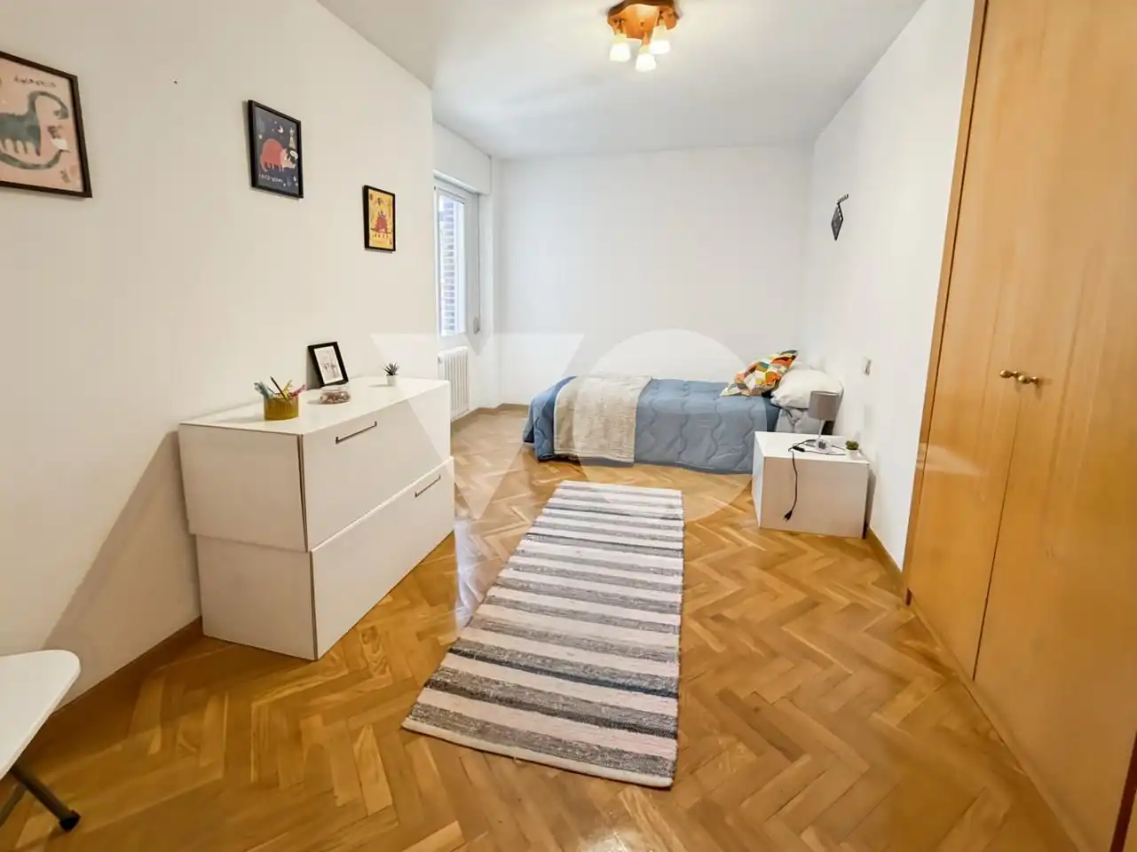 Bedroom of Flat for sale in Madrid  with Air Conditioner, Heating and Parquet flooring