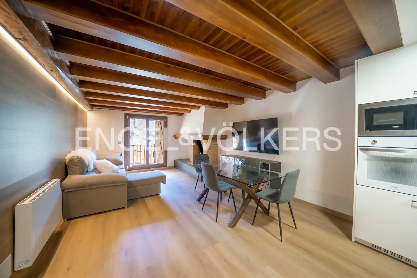 Pis de 3 habitacions en venda a Canillo · 33 de 60