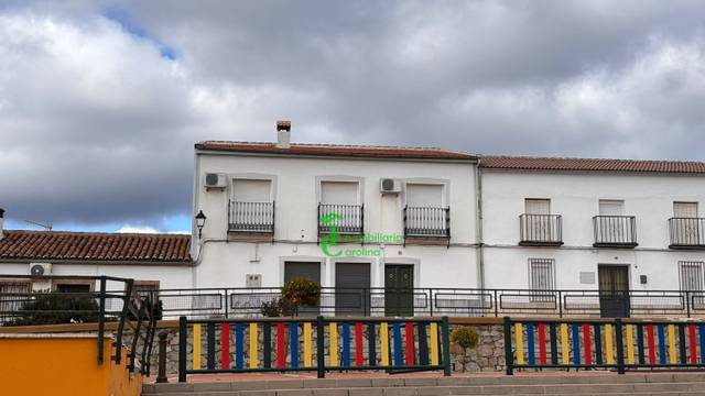 Casa-chalet en Venta en Santa Elena