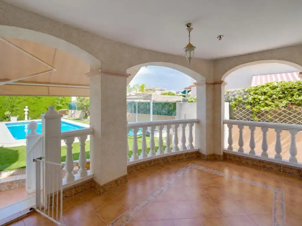 Casa con piscina en venta en Calle Jose Carreras, imagen 5