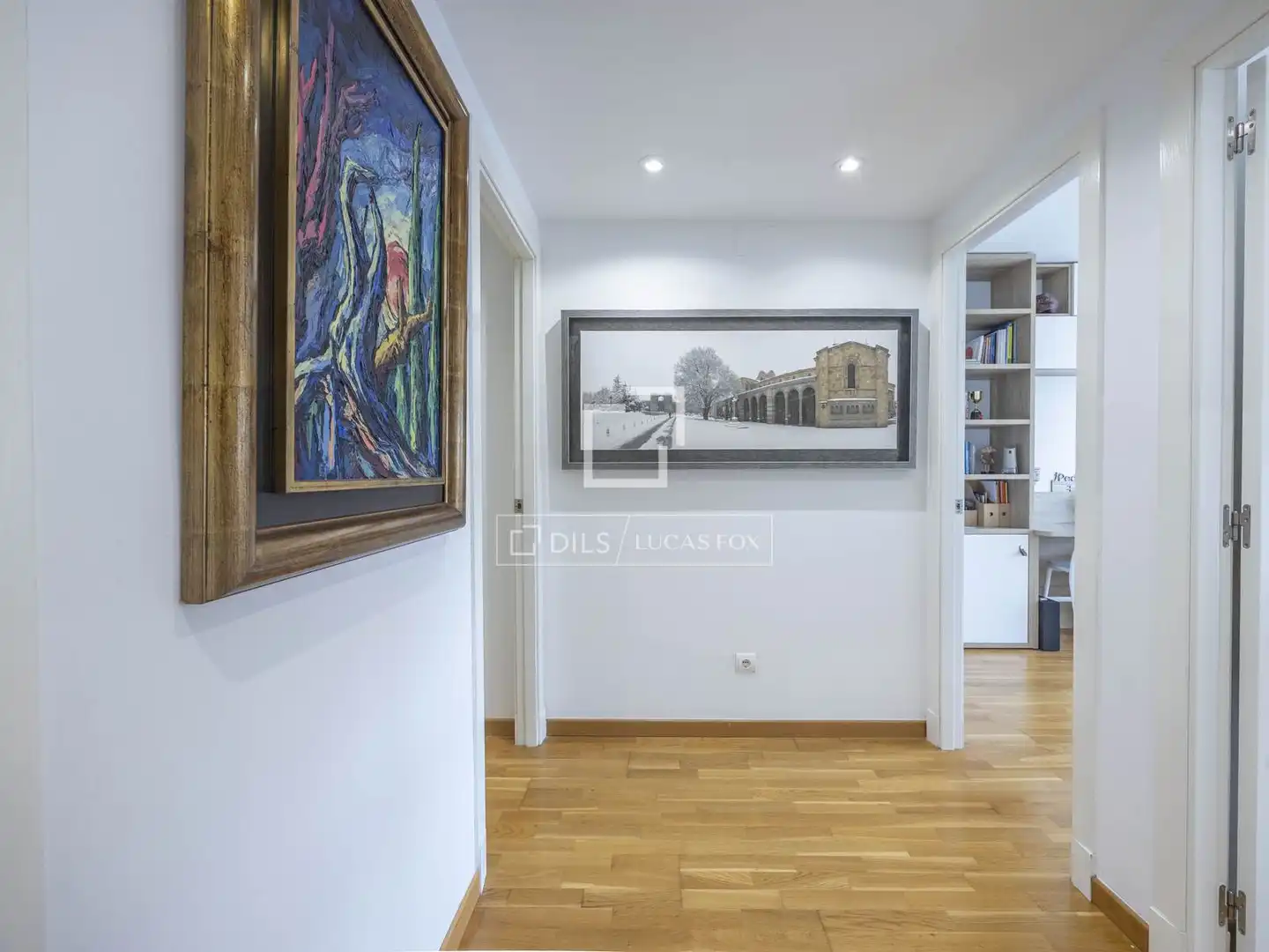 Wohnung zum Verkauf in Valencia mit Klimaanlage, Heizung und Privatgarten