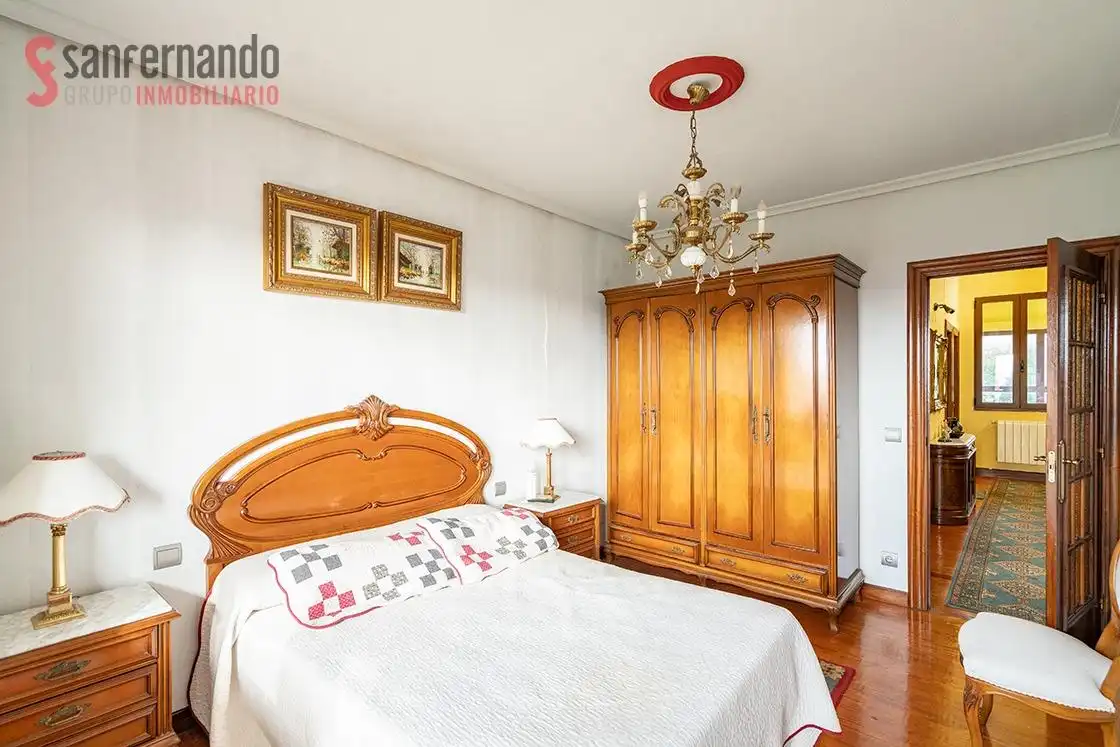 Chalet con terraza en venta en Calle de la Arnia, imagen 14