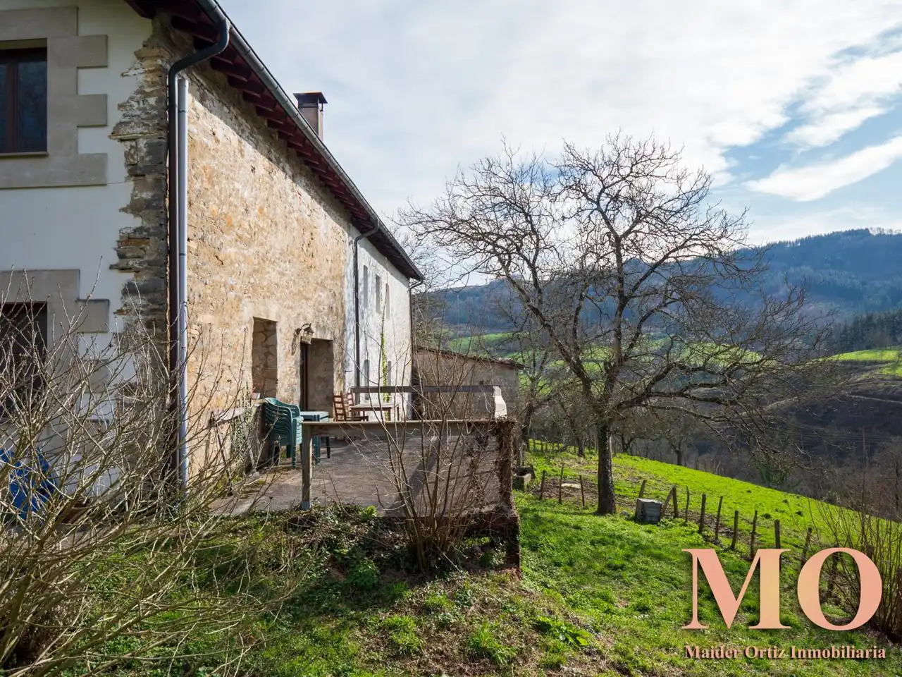 Außenansicht von Country house zum Verkauf in Bergara mit Heizung, Privatgarten und Terrasse