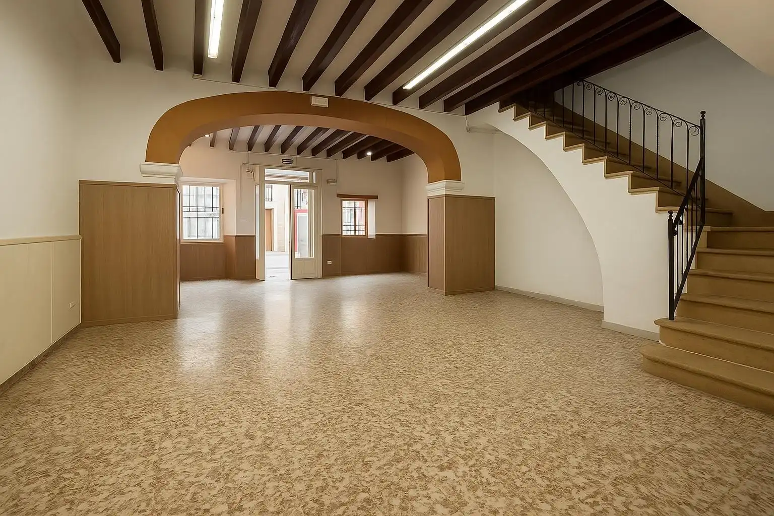 Casa bifamiliare con terrazza in vendita a Plaça de Baix 7, imagen 4