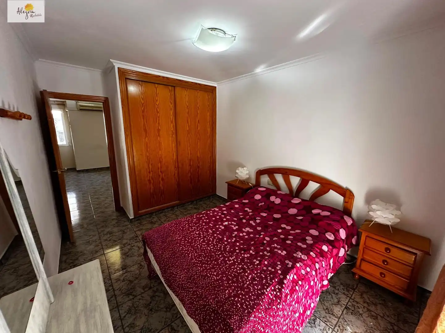 Habitación de Apartamento de alquiler en Torrent con Aire acondicionado y Amueblado