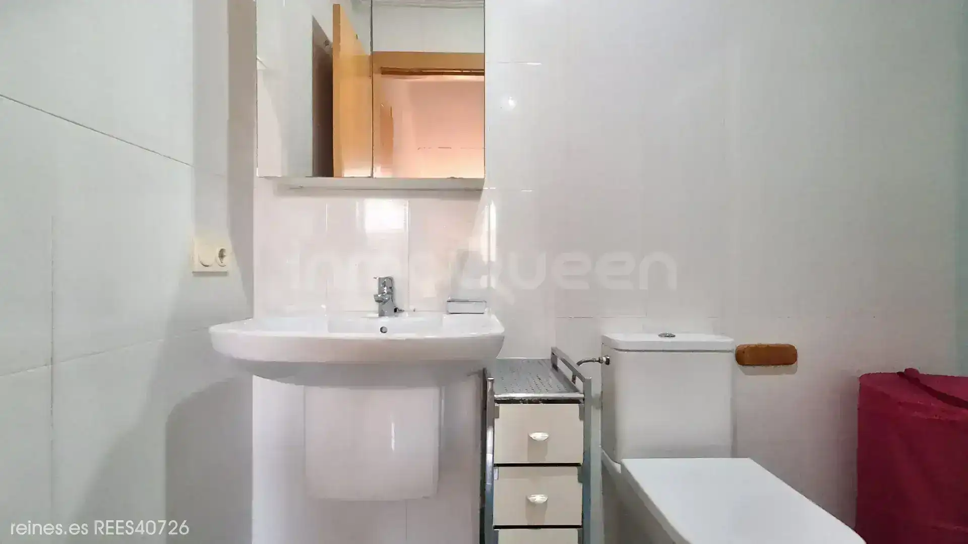 Bany de Apartament de lloguer en Siero amb Calefacció