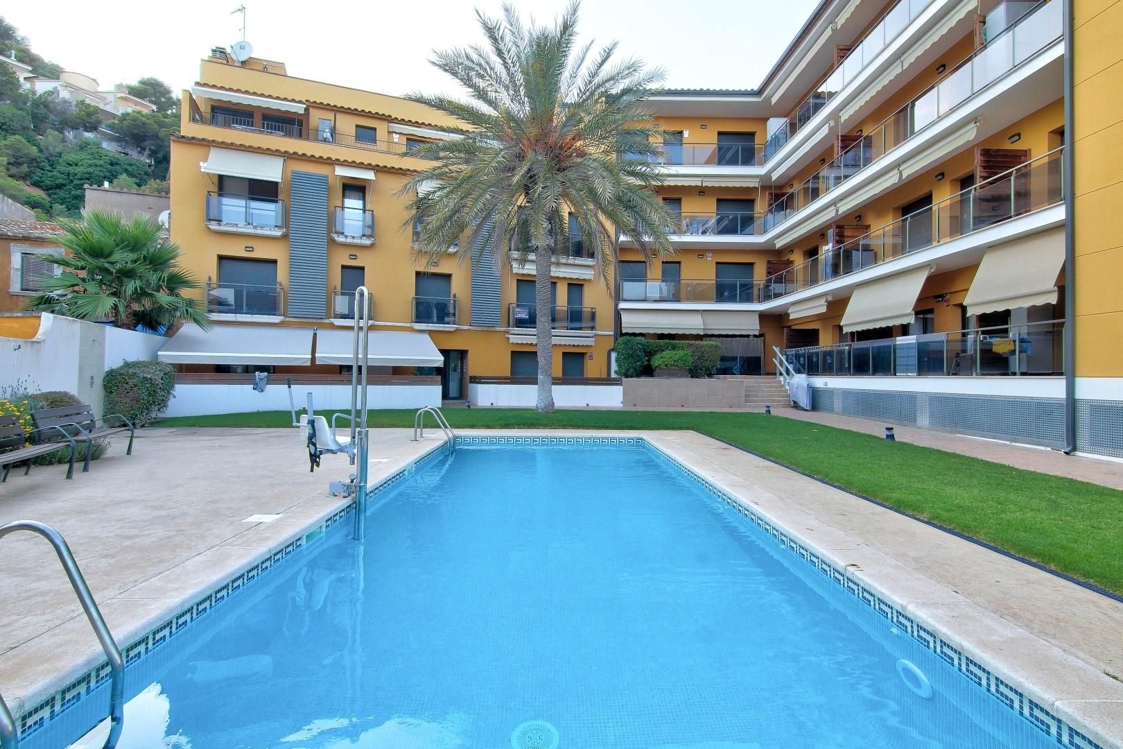 Piscina de Apartament en venda en L'Estartit