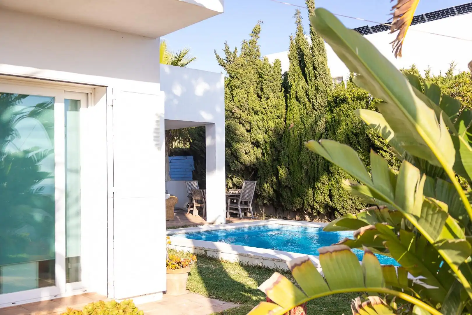 Piscina de Casa o xalet en venda en Rincón de la Victoria amb Aire condicionat, Jardí privat i Terrassa
