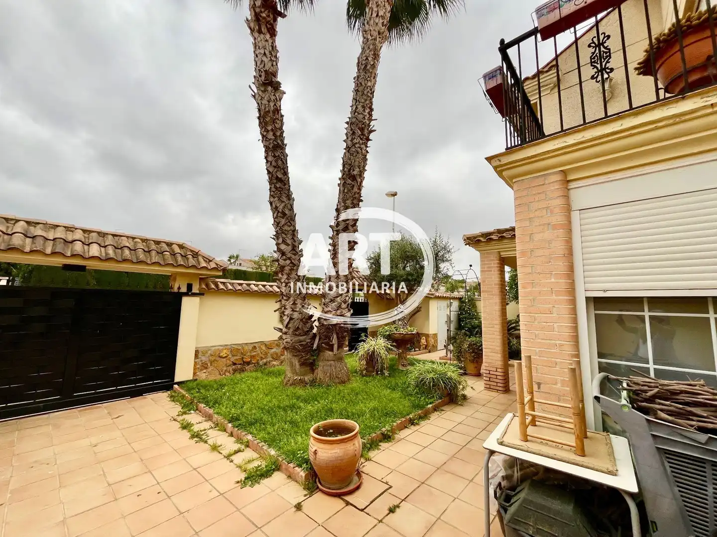 Exterior view of Houses for sale in L'Eliana  with Air Conditioner, Heating and Private garden