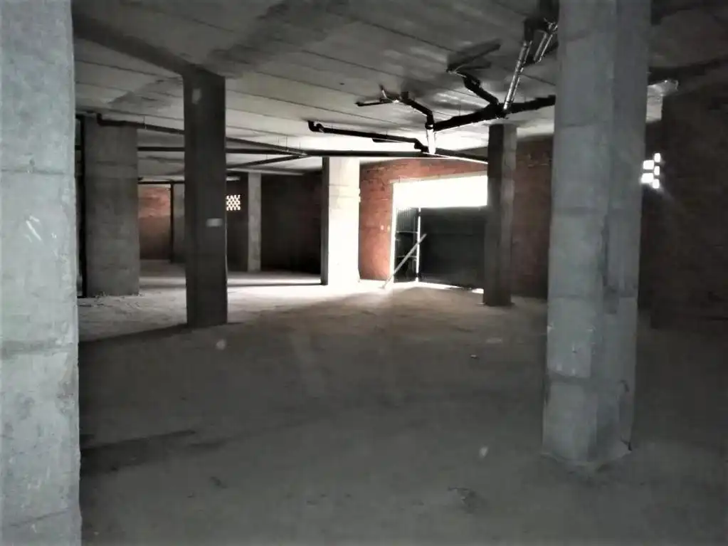 Local comercial en venta en Calle de Buenos Aires, imagen 2