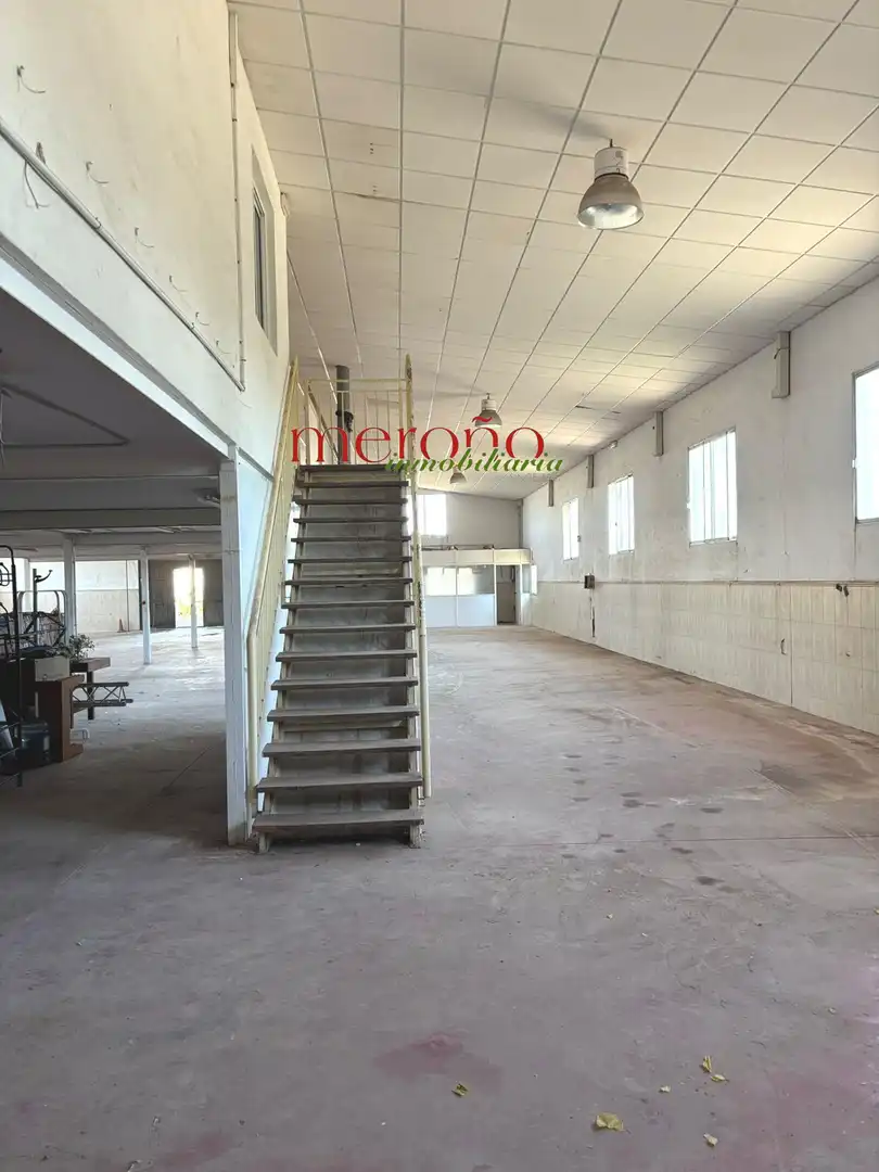 Nau industrial en venda en Elche / Elx