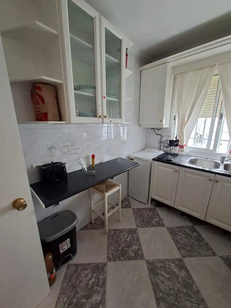 Cocina de Piso de alquiler en Sevilla con Aire acondicionado, Amueblado y Balcón