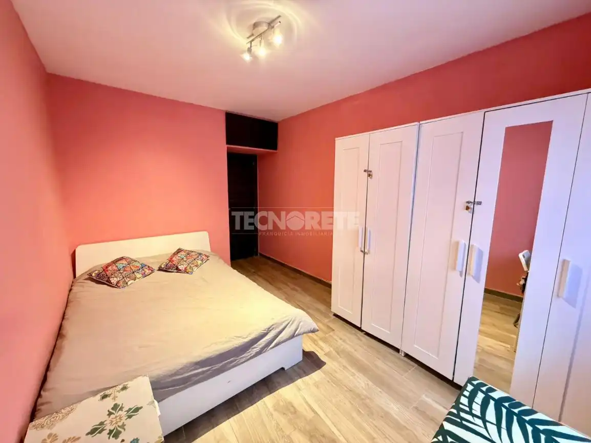 Habitación de Piso en venta en Madrid con Aire acondicionado y Calefacción