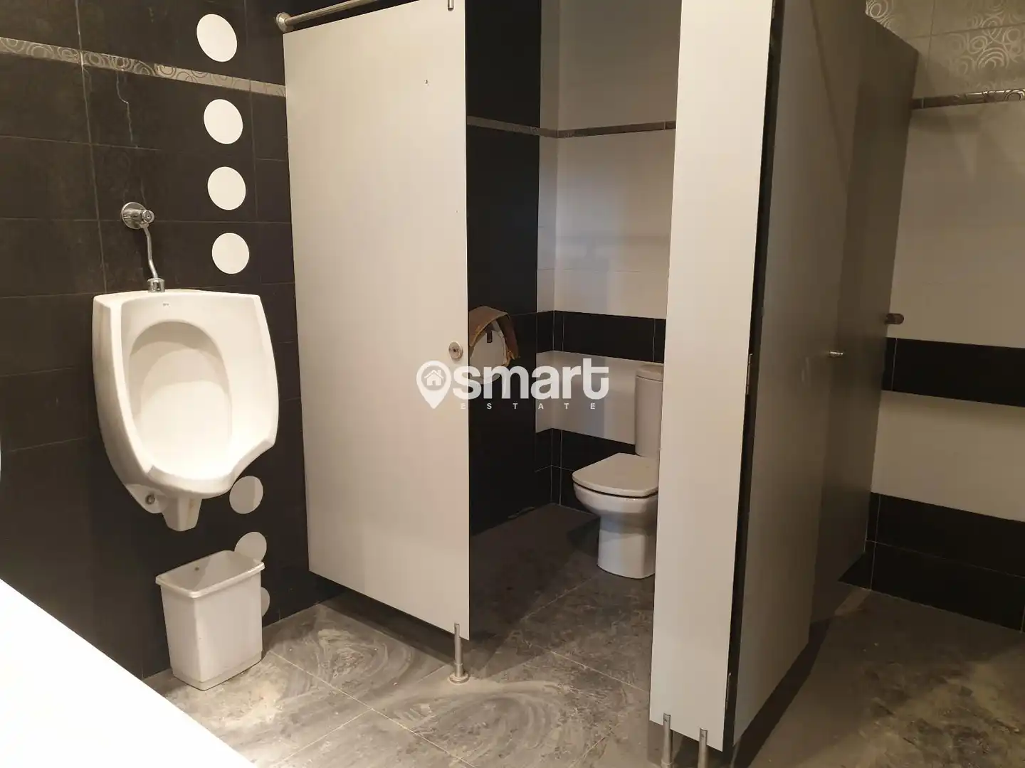 Bany de Edifici en venda en Grado