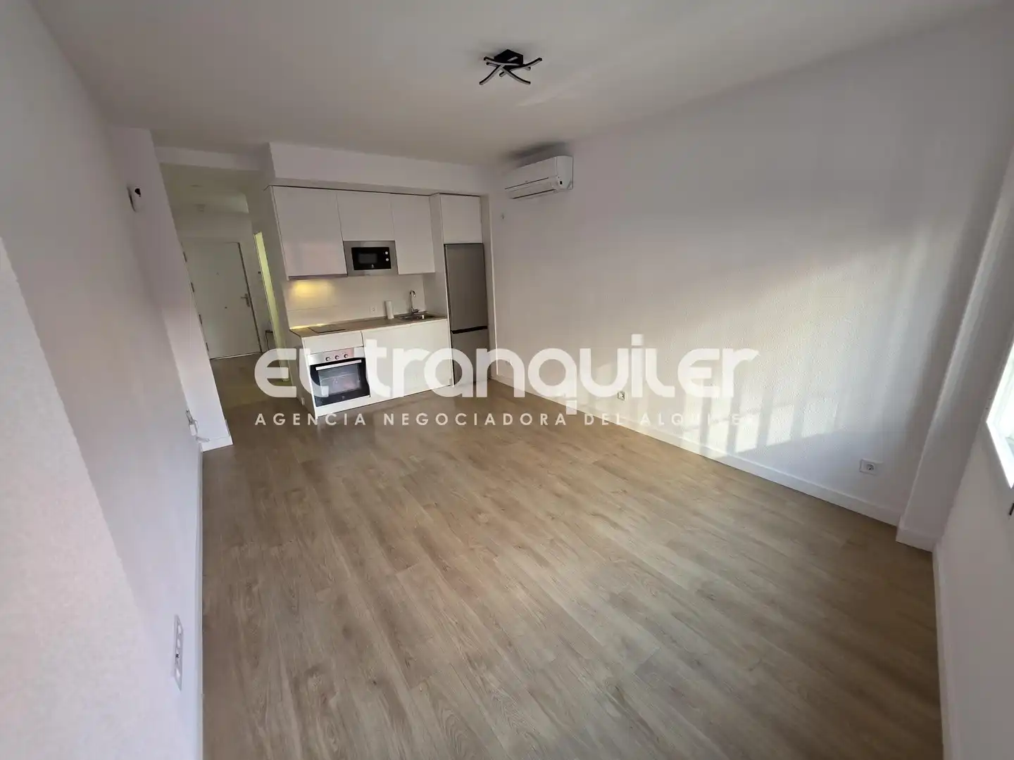 Wohnzimmer von Wohnung zur Miete in Madrid mit Klimaanlage, Terrasse und Abstellraum