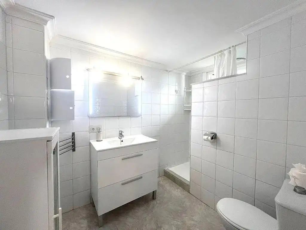 Badezimmer von Dachboden zur Miete in Can Picafort