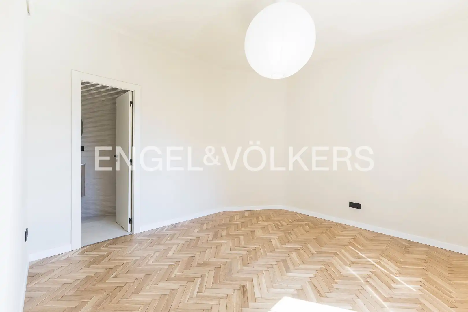 Bedroom of Flat for sale in Barcelona  with Air Conditioner, Heating and Parquet flooring