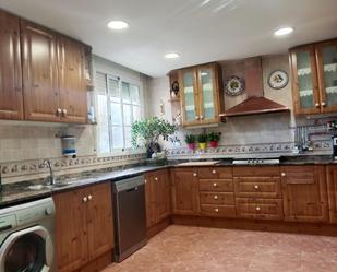 Cuina de Casa o xalet en venda en El Montmell amb Aire condicionat, Calefacció i Jardí privat
