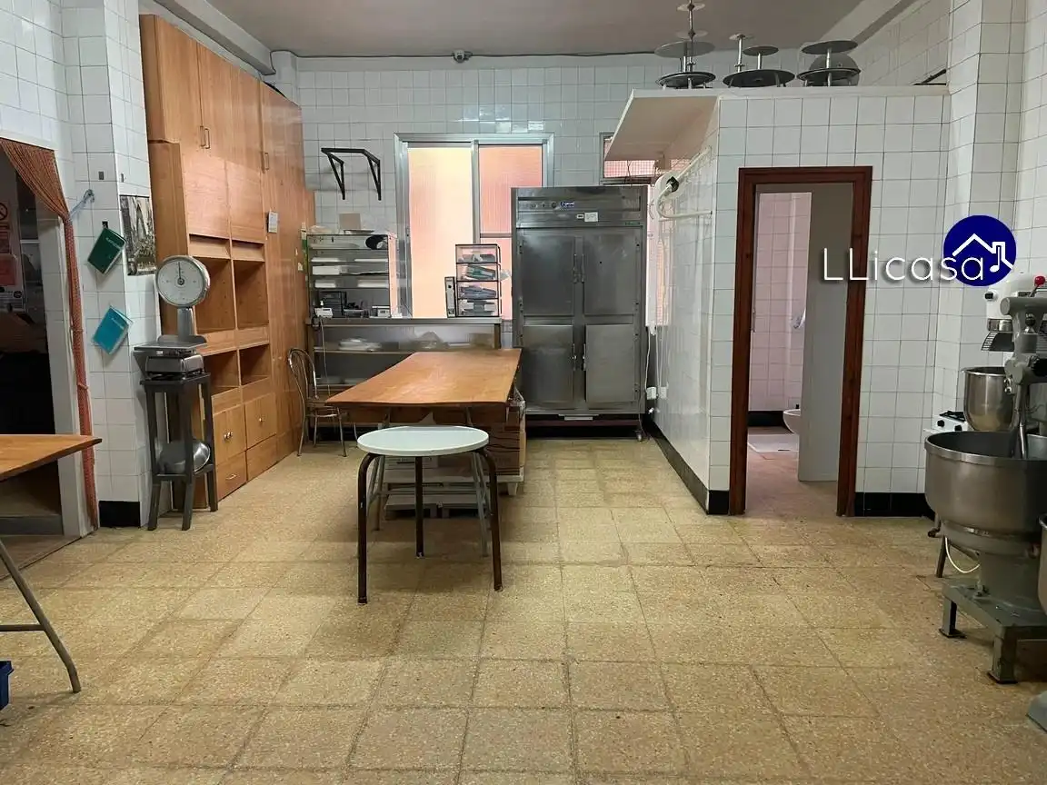 Kitchen of Commercial properties for sale in Pedralba