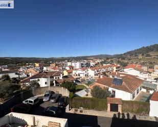 Vista exterior de Casa o xalet en venda en San Roque amb Aire condicionat, Calefacció i Jardí privat