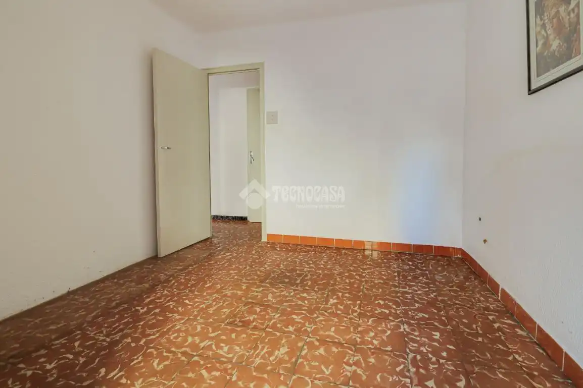 Flat for sale in Salut - Lloreda