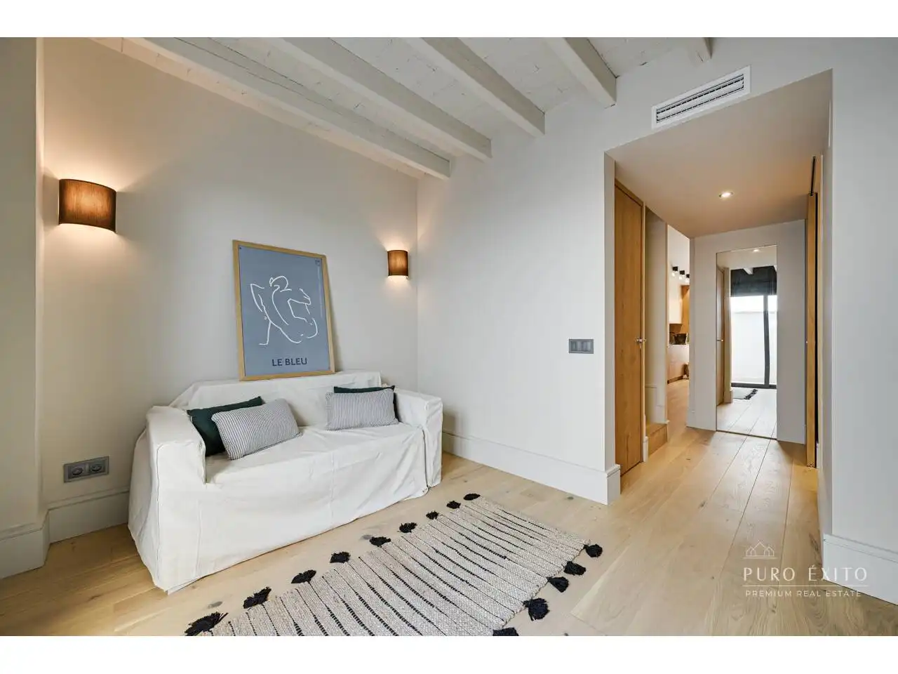 Sala de estar de Dúplex en venta en Barcelona con Aire acondicionado, Terraza y Balcón
