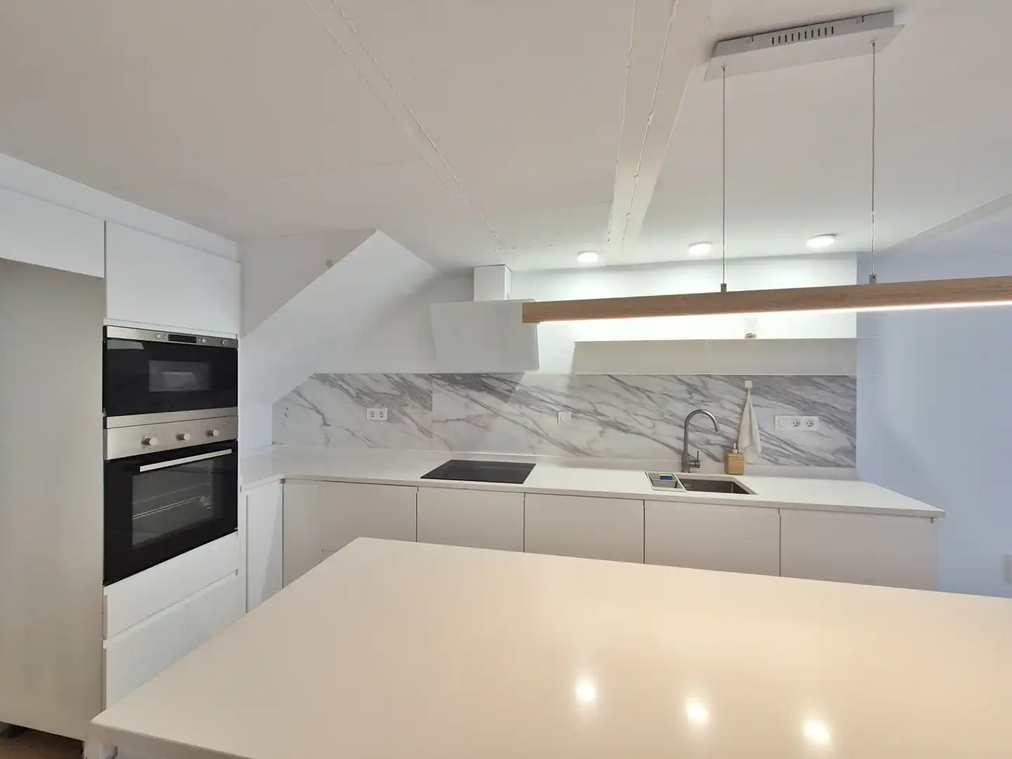 Küche von Wohnung zum Verkauf in Valencia mit Klimaanlage, Heizung und Terrasse