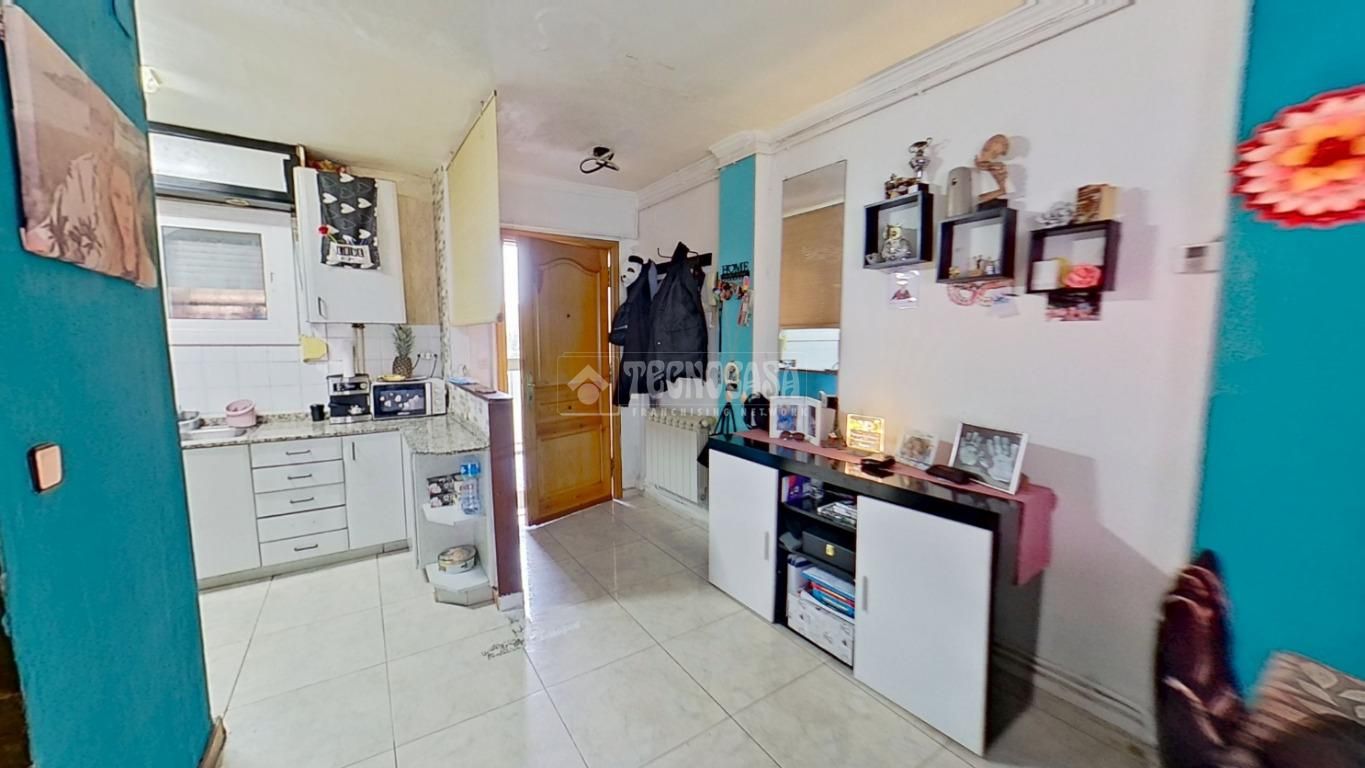 Cuina de Pis en venda en Sallent amb Calefacció i Balcó