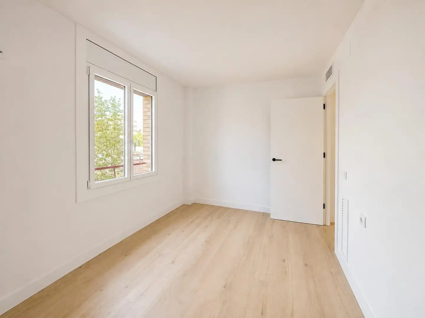 Bedroom of Apartments for sale in Granollers  with Air Conditioner, Heating and Parquet flooring