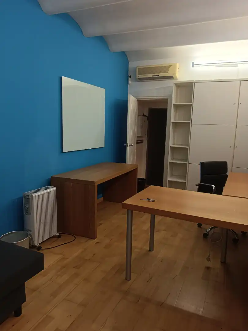 Office for rent in Barcelona  with Air Conditioner, Heating and Furnished