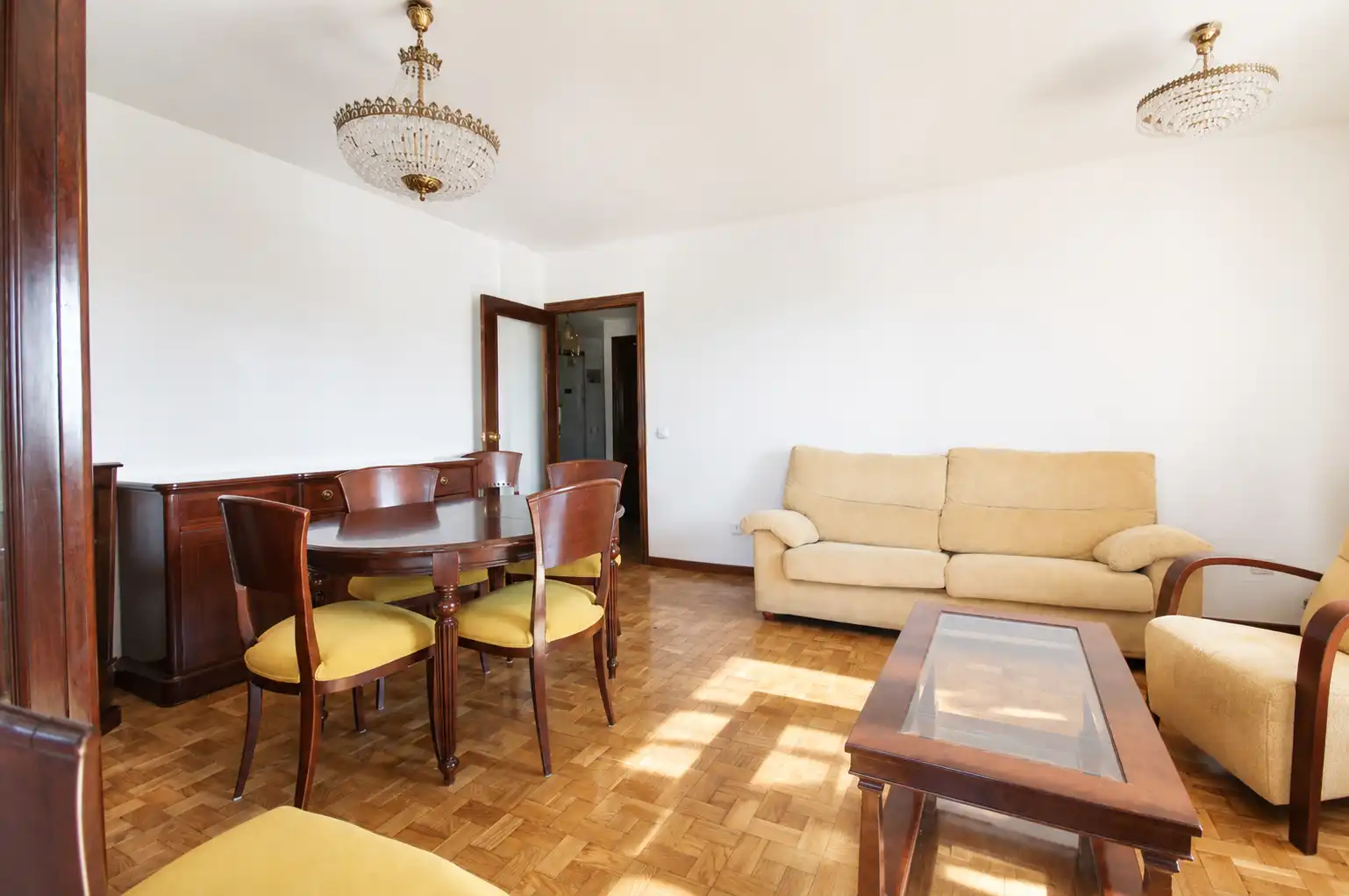 Sala d'estar de Pis de lloguer en Madrid amb Aire condicionat, Calefacció i Moblat