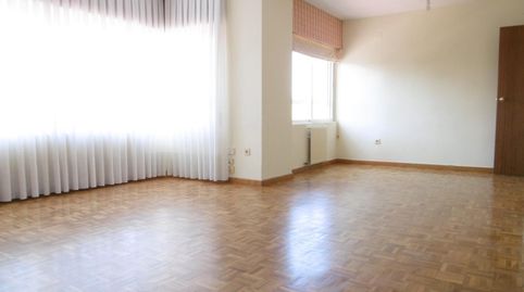 Foto 4 de Piso de alquiler en Avenida Medina del Campo, Arturo Eyries, Valladolid Capital