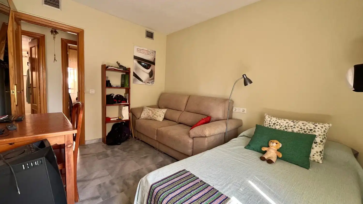 Habitación de Apartamento en venta en Benalmádena con Aire acondicionado, Calefacción y Terraza