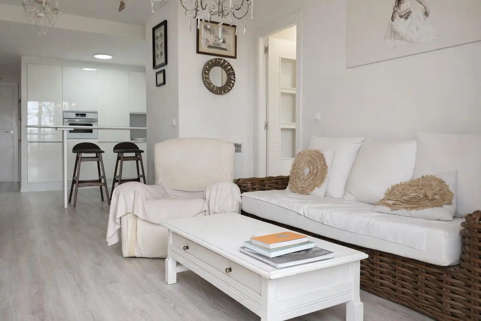 Wohnzimmer von Wohnung zum Verkauf in Udías mit Heizung, Privatgarten und Gemeinschaftspool