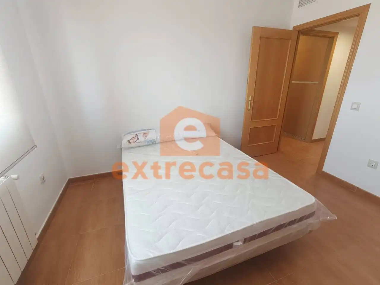Habitación de Apartamento de alquiler en Badajoz con Aire acondicionado, Amueblado y Balcón