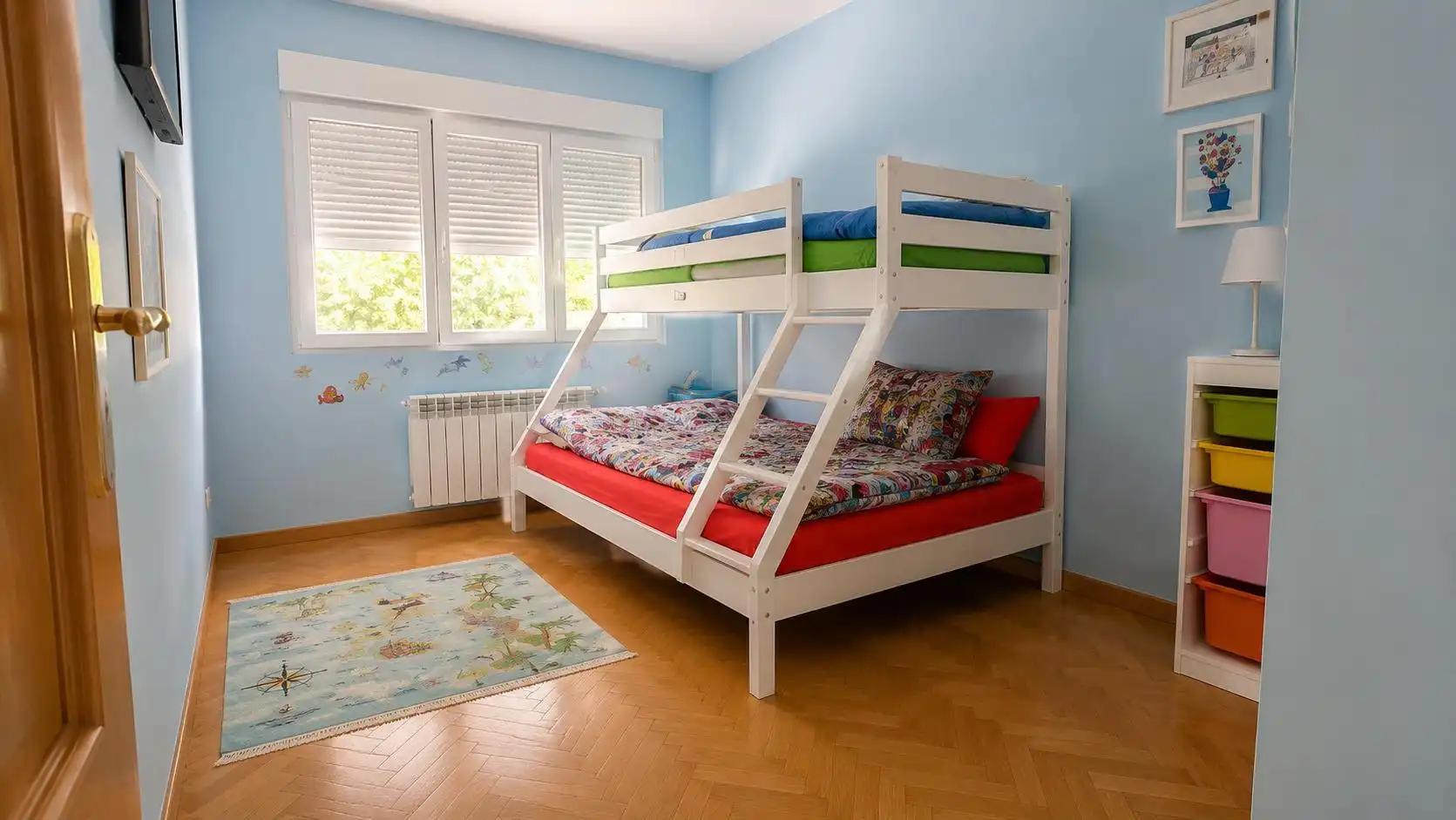 Bedroom of Detached homes for rent in Majadahonda  with Air Conditioner, Heating and Private garden