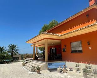 Vista exterior de Casa o xalet de lloguer en Llutxent amb Terrassa