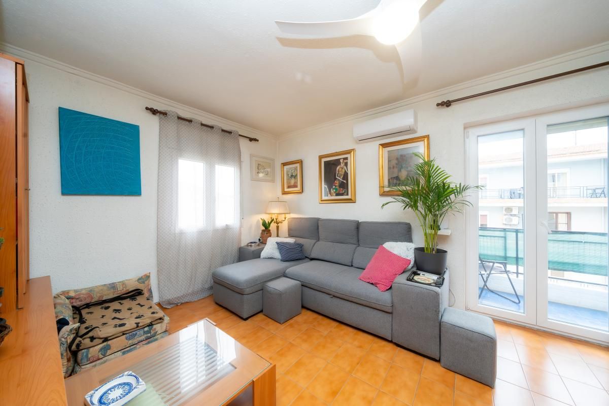 Sala de estar de Dúplex en venta en Alicante / Alacant con Aire acondicionado, Calefacción y Terraza